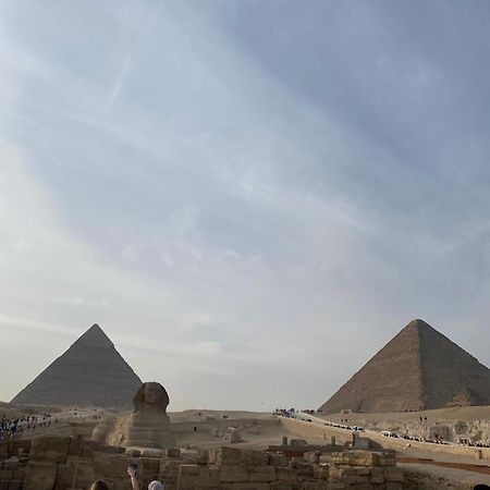 Tut Pyramids View Kafret el-Gabal Exterior foto
