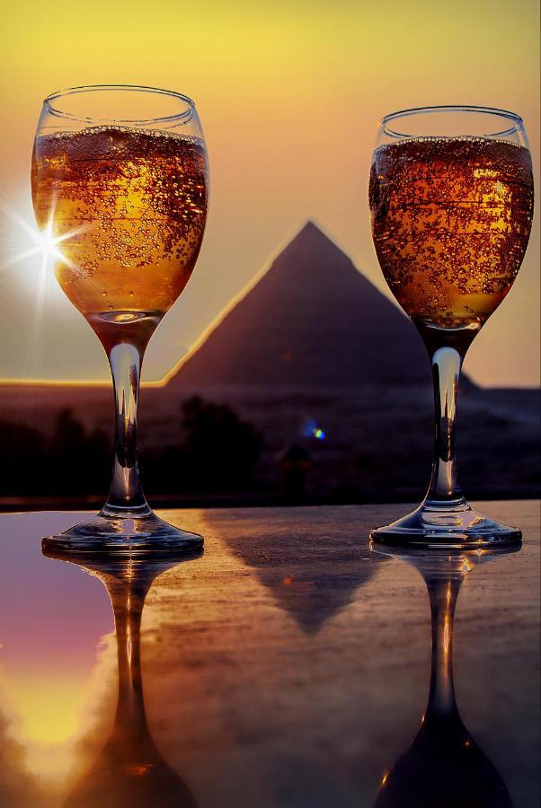 Tut Pyramids View Hotel Cairo Exterior foto