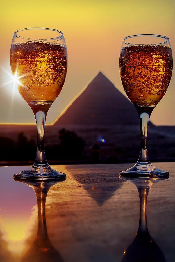 Tut Pyramids View Kafret el-Gabal Exterior foto