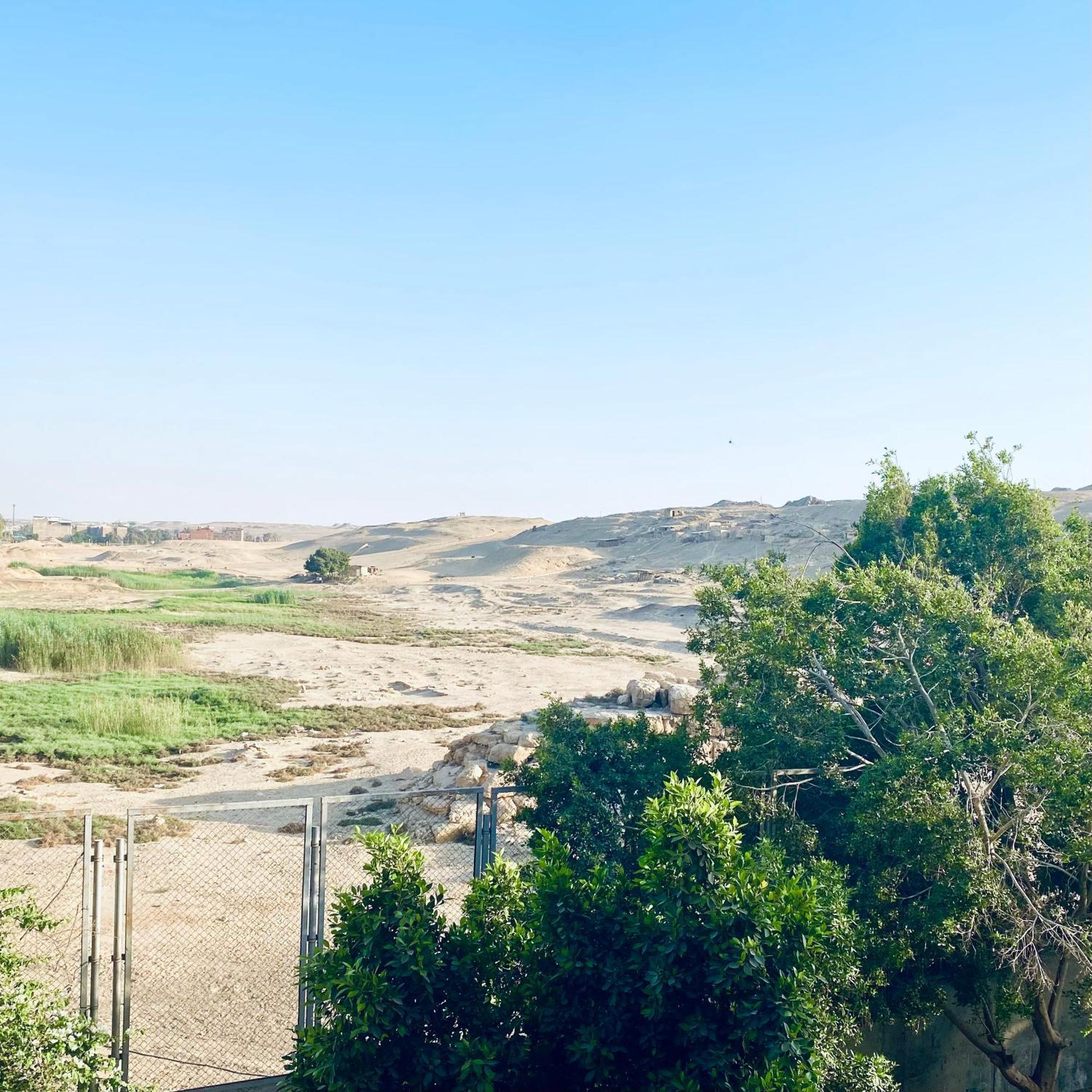 Tut Pyramids View Kafret el-Gabal Exterior foto