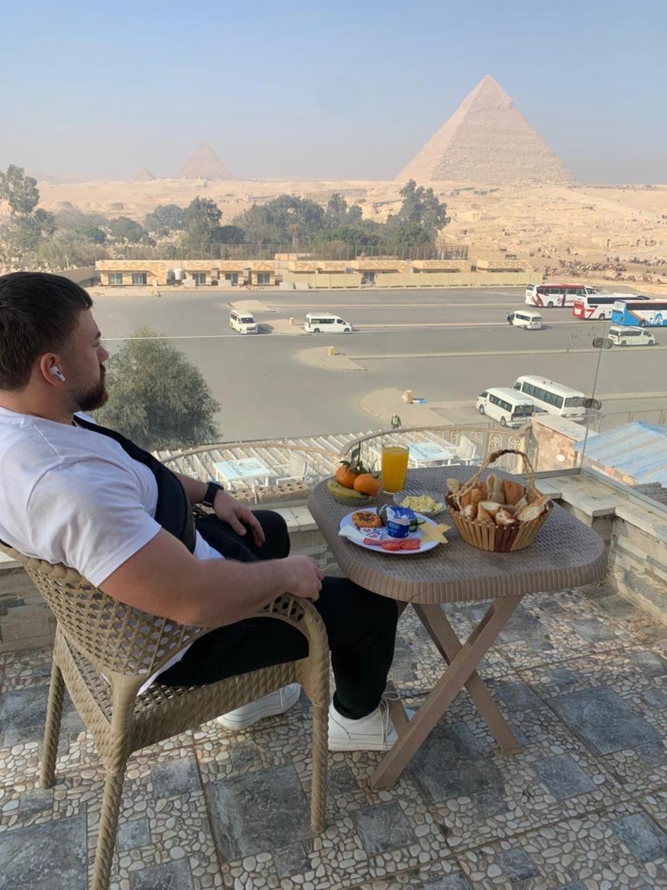 Tut Pyramids View Kafret el-Gabal Exterior foto