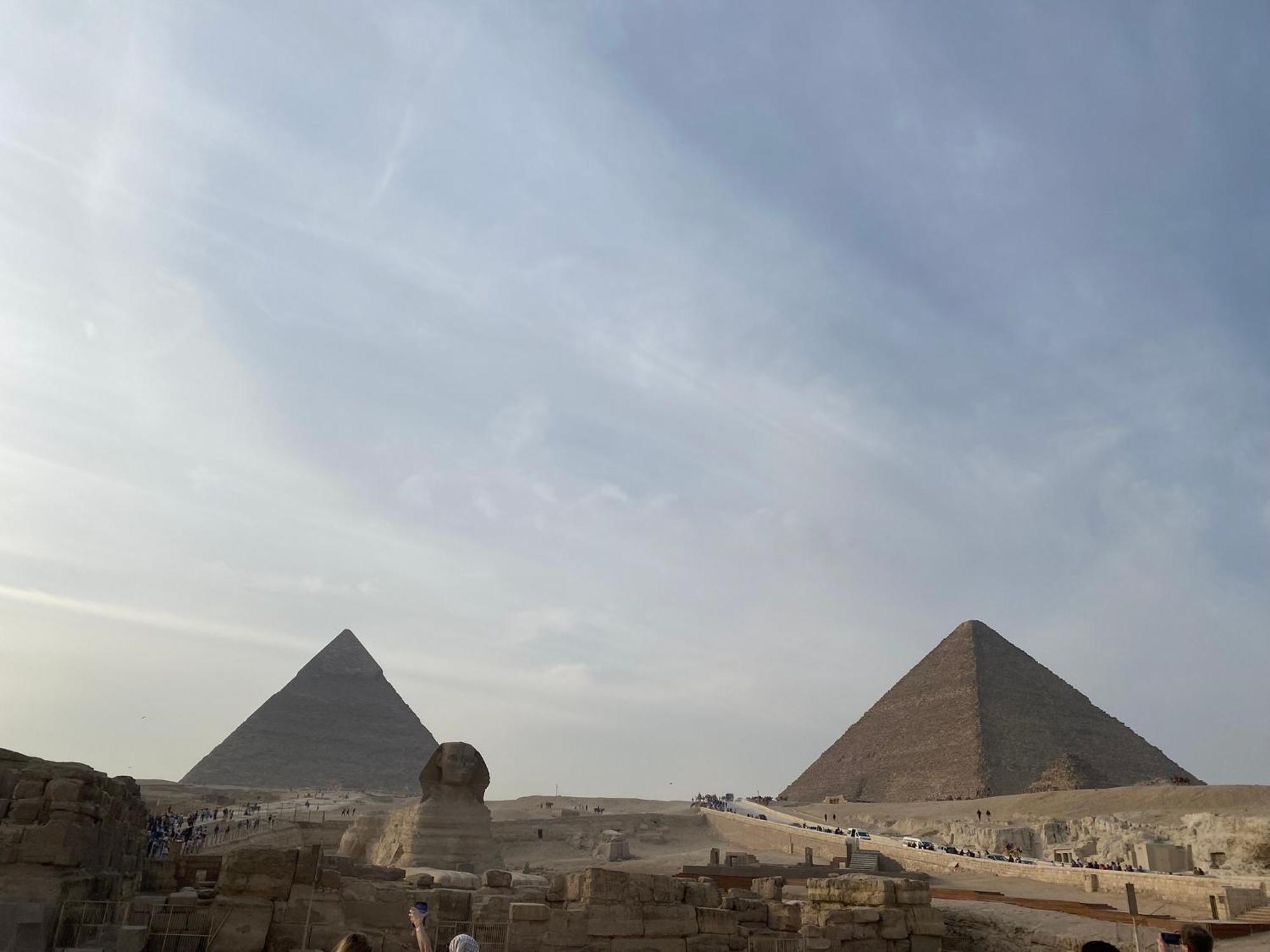 Tut Pyramids View Kafret el-Gabal Exterior foto